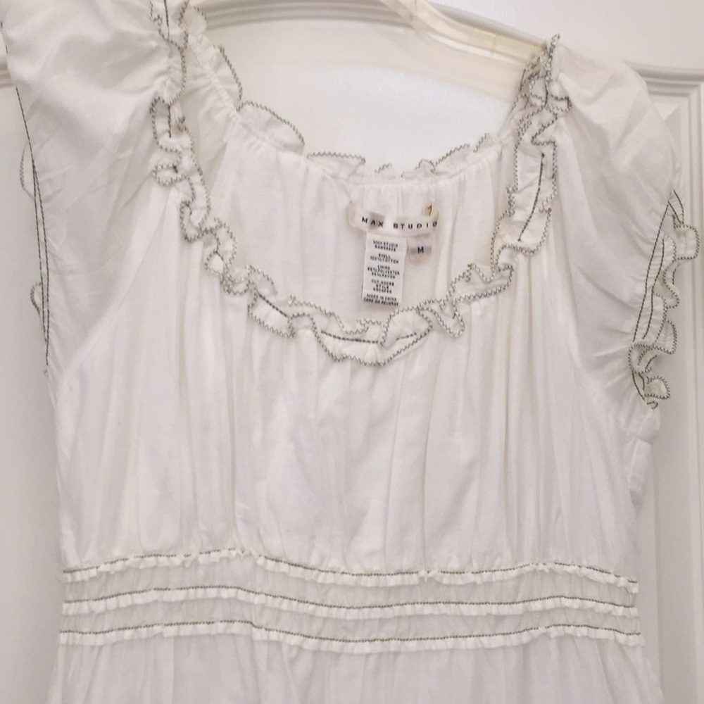 Dress - Picture 2 of 6